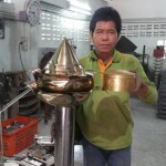 ที่เติมน้ำมันตะเกียงสเตนเลส - รับออกแบบ ผลิต จำหน่าย ติดตั้งงานสแตนเลสทุกชนิด