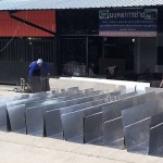 รับติดตั้งรางน้ำฝนสแตนเลส - รางน้ำฝนสแตนเลส มงคลการช่าง