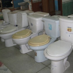 ชักโครก