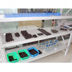 อุปกรณ์เครื่องฉีดพลาสติก
