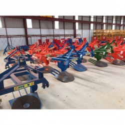 จำหน่ายอะไหล่รถแทรกเตอร์การเกษตร รถเกี่ยว รถไถ