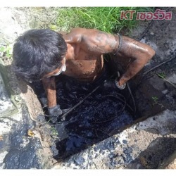 Peeling pipes, Nonthaburi