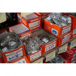 เครื่องมือช่าง อุปกรณ์ก่อสร้าง ปลวกแดง