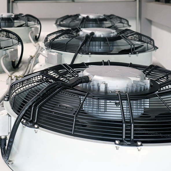 Fan พัดลมประสิทธิภาพสูง IP55 ทนอุณหภุมิสูงสุด 75 C Fan พัดลมประสิทธิภาพสูง IP55 ทนอุณหภุมิสูงสุด 75 C